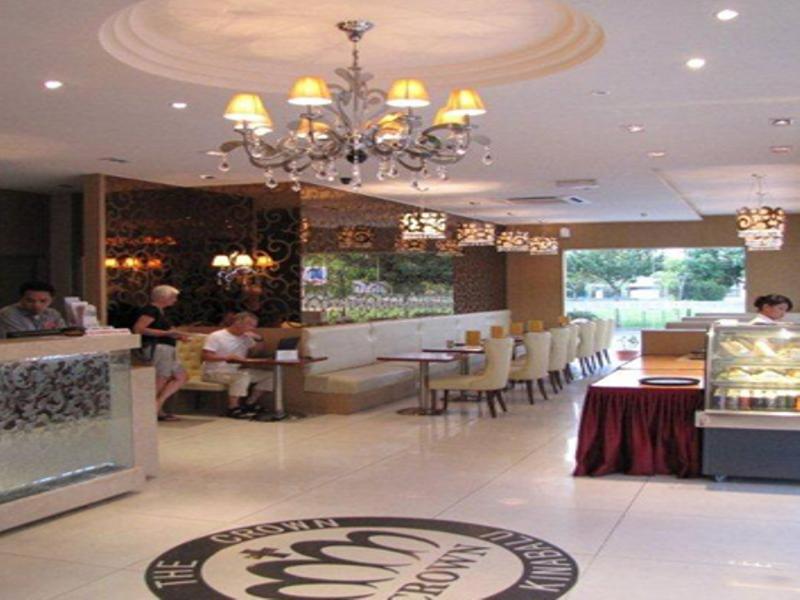 The Crown Borneo Hotel Kota Kinabalu Buitenkant foto