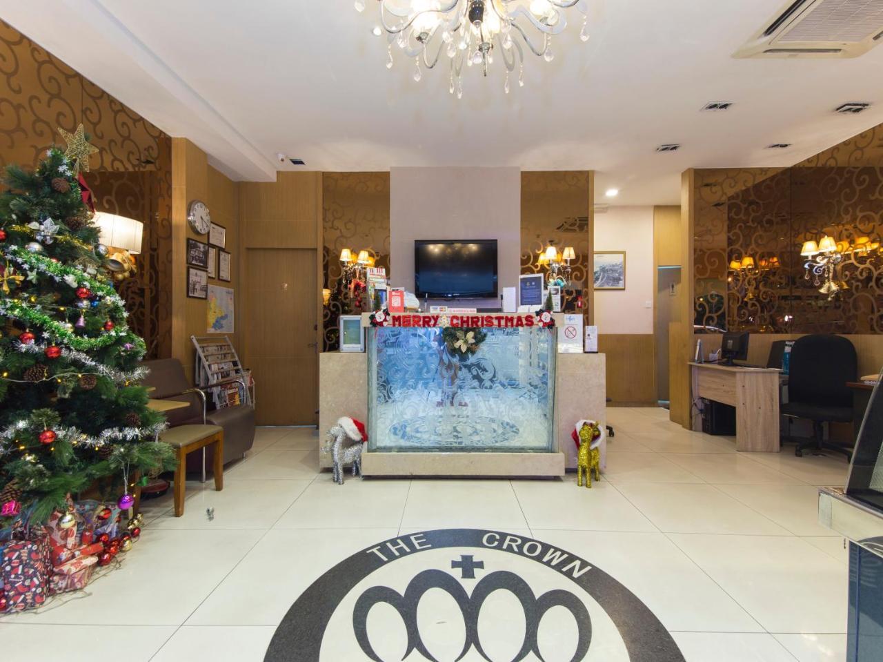 The Crown Borneo Hotel Kota Kinabalu Buitenkant foto